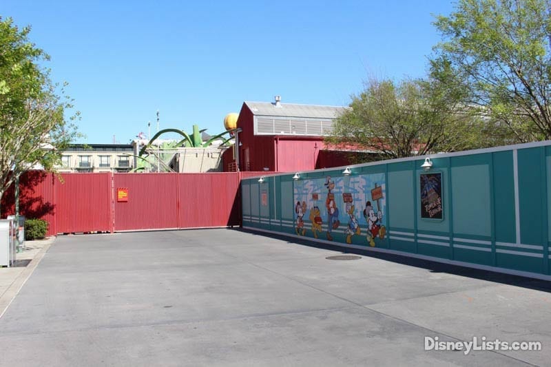 Construction Walls-Pixar Place – DisneyLists.com