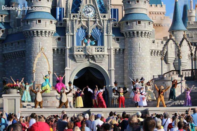 what time do extra magic hours begin at the magic kingdom disney world july 8