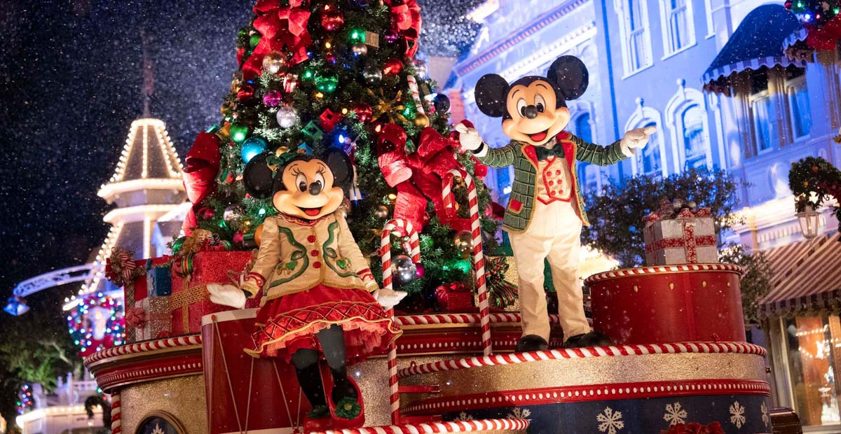 REVIEW: Mickey's Very Merry Christmas Party! Our 16 Tips & Tricks for a ...